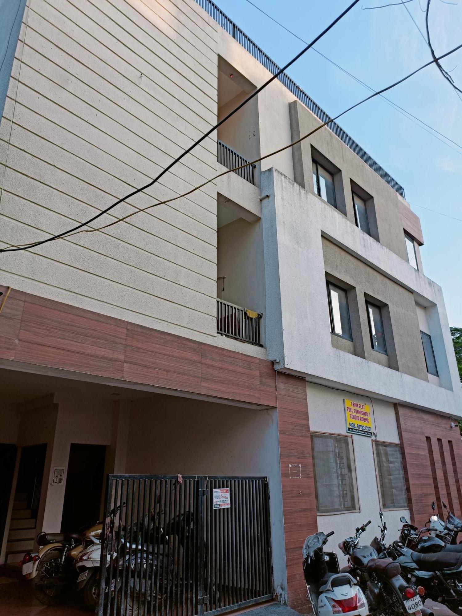 Mahalaxmi Nagar Residency Ac Country house *